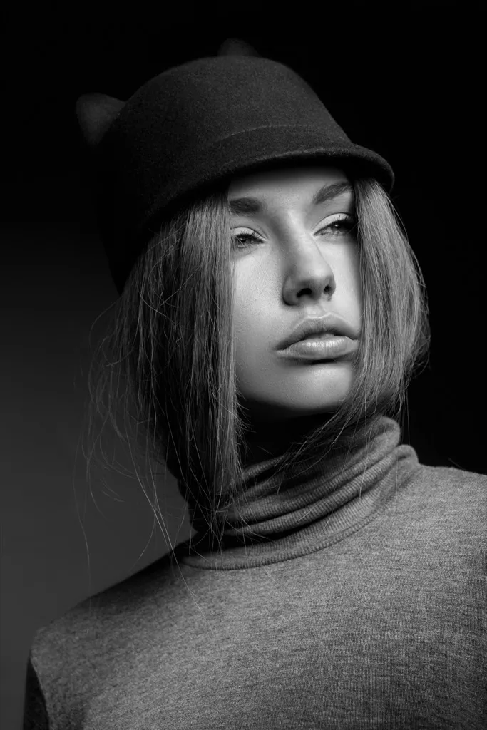 makijaż ust połączenie różnych kolorów i konsystencji szminek