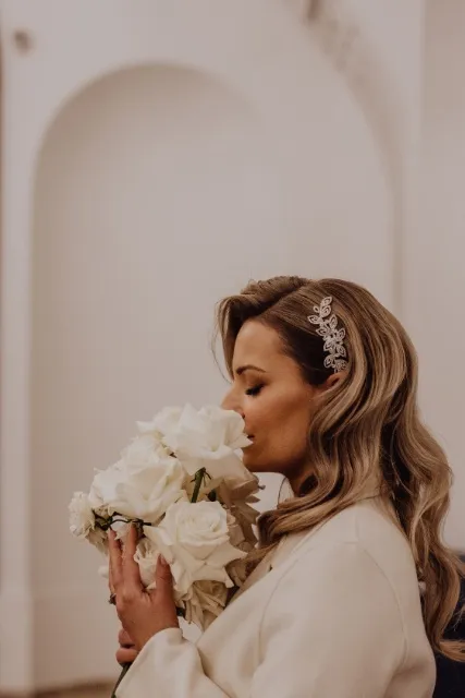 Profesjonalny makijaż i stylizacja włosów do sesji zdjęciowej. Przygotowanie modelki. Wyjątkowa modelka, Justyna Kowalczyk. Przygotowanie gwiazd. Udział w sesji zdjęciowej. Kraków, Warszawa, Wrocław, Katowice